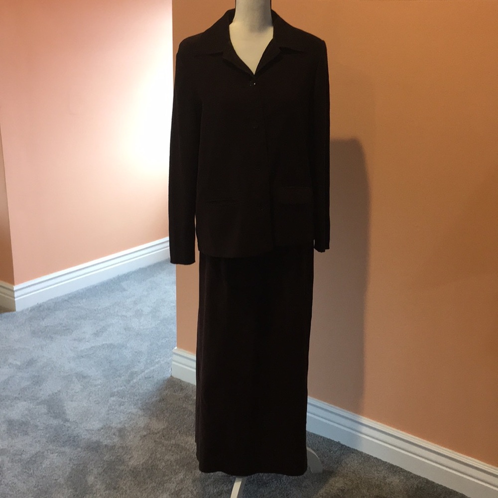 Sweater Suit w/ skirt